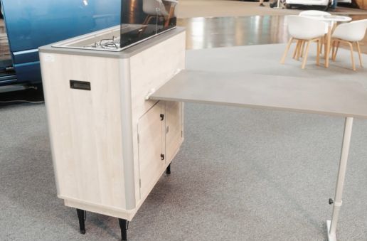 Schrank für Kleidung